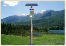 國彬紅外微波聲光報警器太陽能防水安全提示