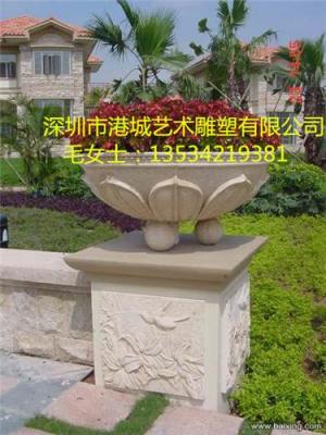 深圳供应优质玻璃钢花盆雕塑